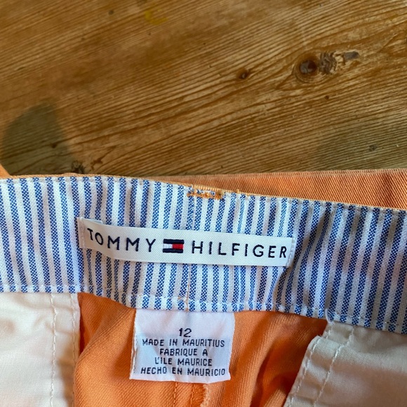 Tommy Hilfiger crops - Picture 3 of 4